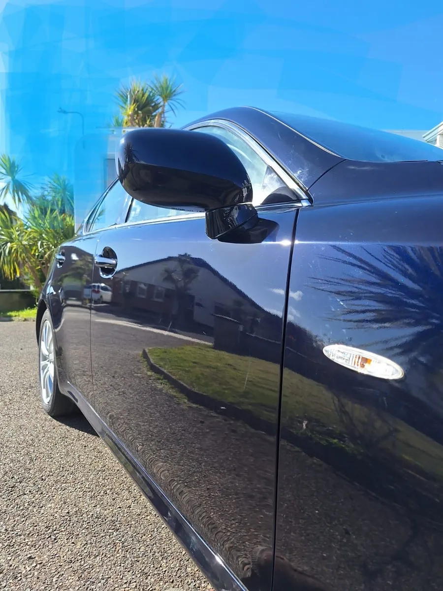 Lexus IS250 - Image 2