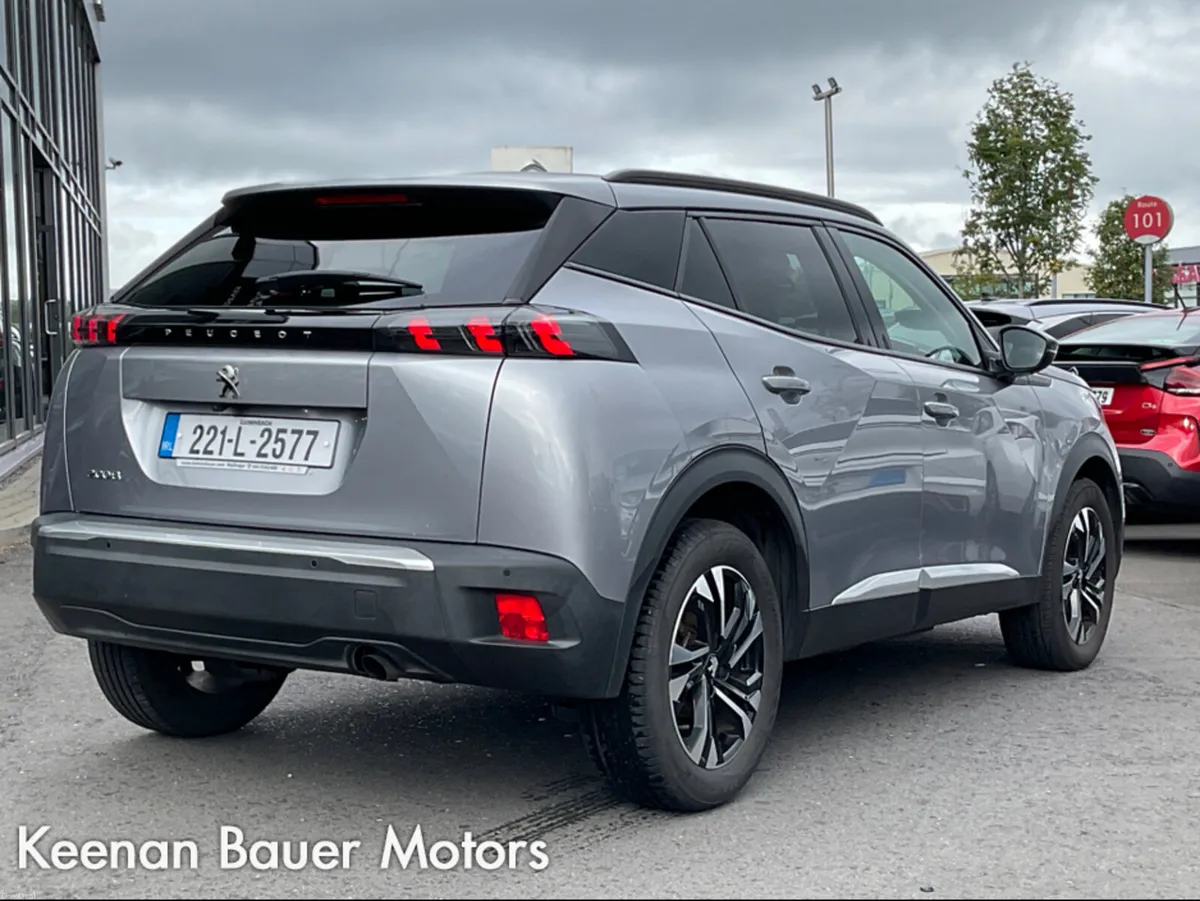 Peugeot 2008 ALLURE 1.2 100 4DR - Image 4