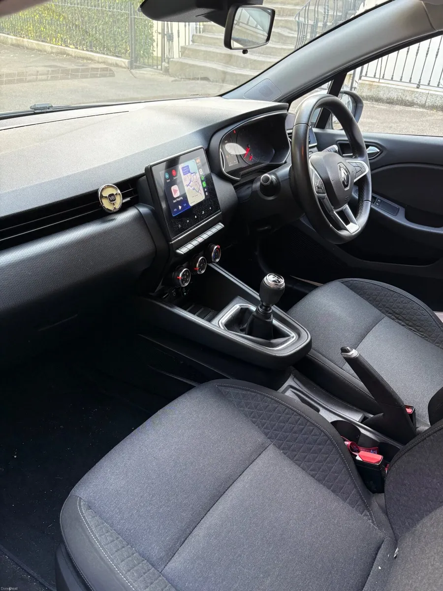 Renault Clio 2021 - Image 4