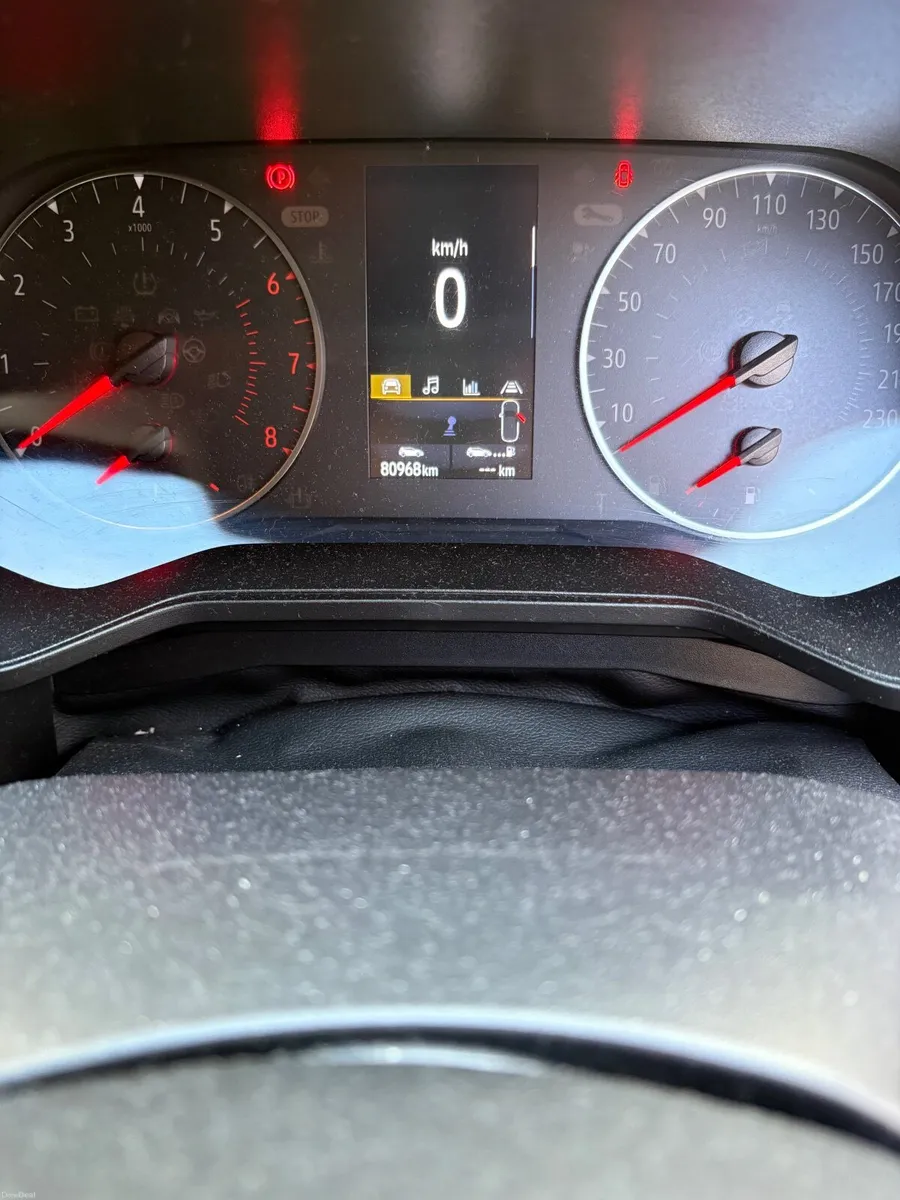 Renault Clio 2021 - Image 2