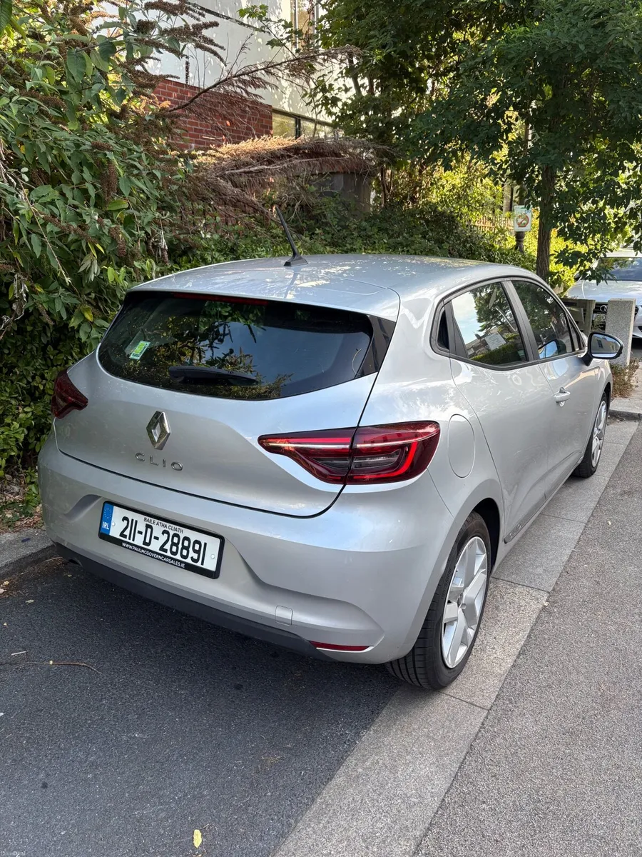 Renault Clio 2021 - Image 5