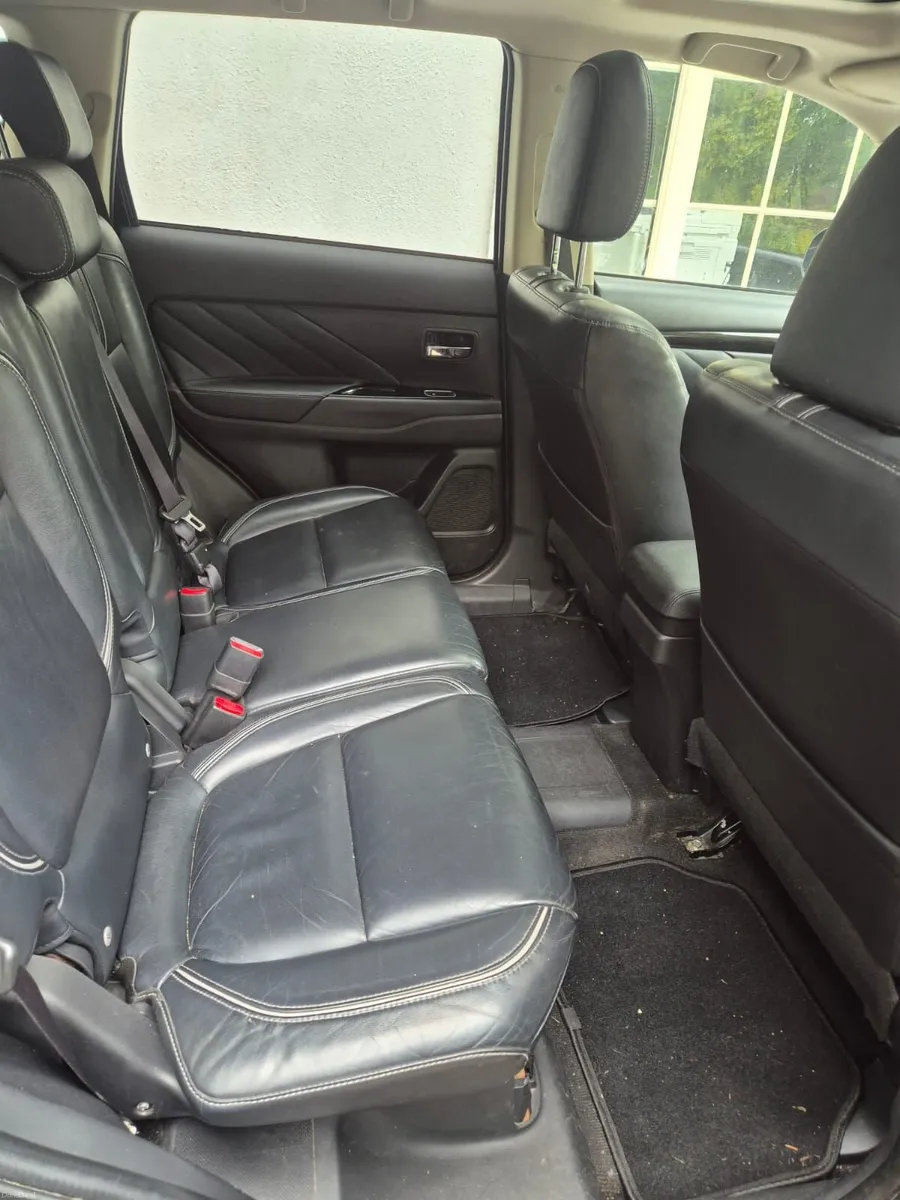 Mitsubishi Outlander 2015 - Image 4