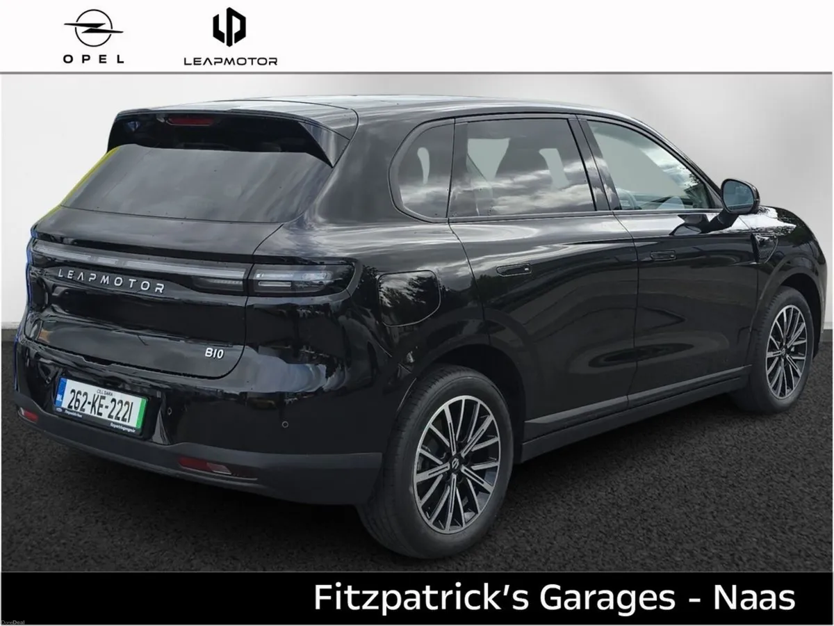 Leapmotor B10 Design Hybrid 920km 3.9% Finance Ava - Image 4