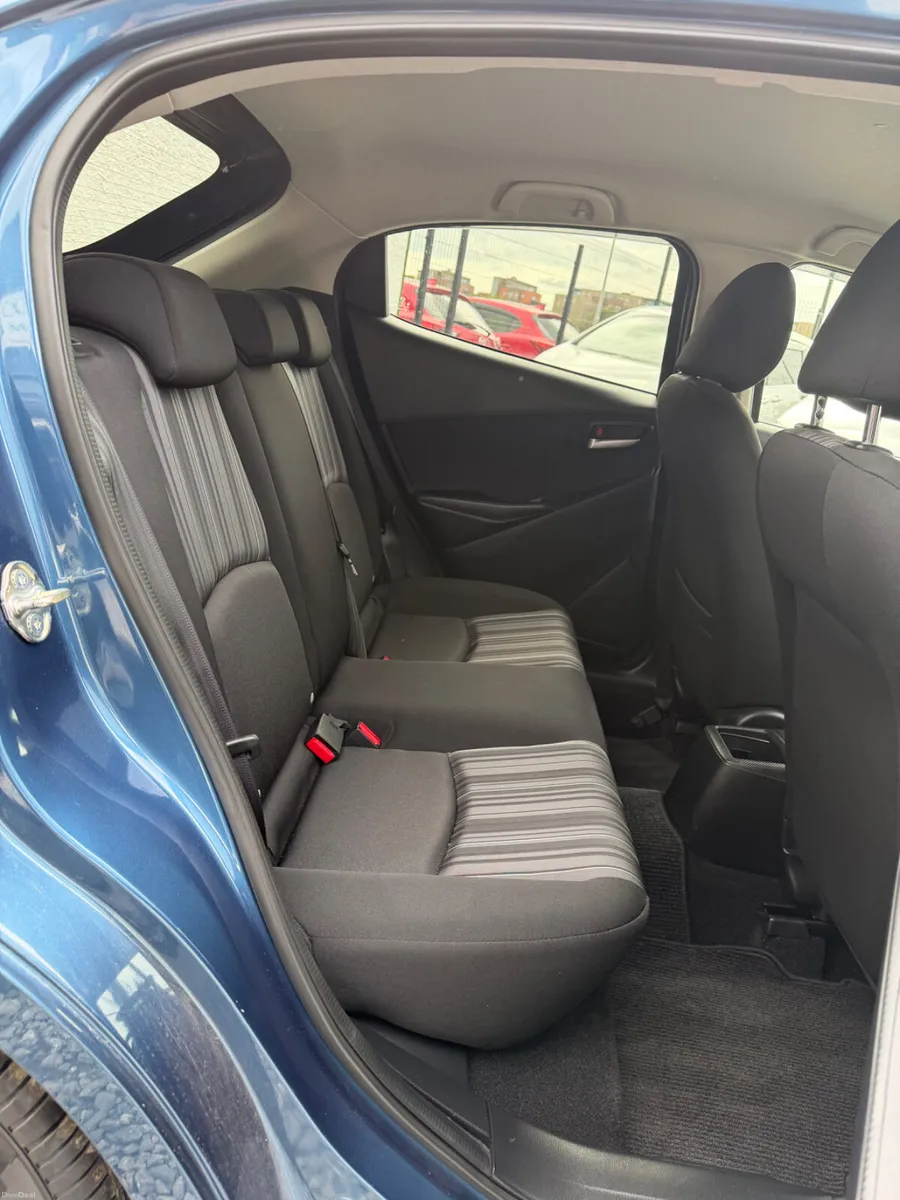 Mazda Demio - Image 6