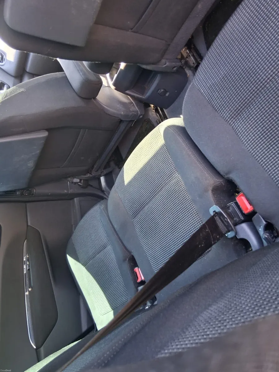 Peugeot 5008 - Image 5