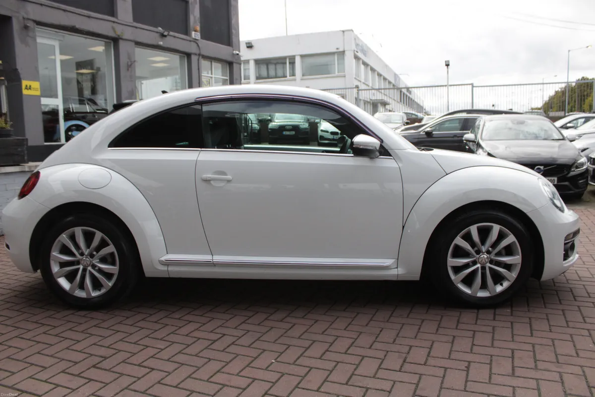 1.2TSI HIGHLINE PLUS 3DR HATCHBACK AUTOMATIC // AS - Image 3