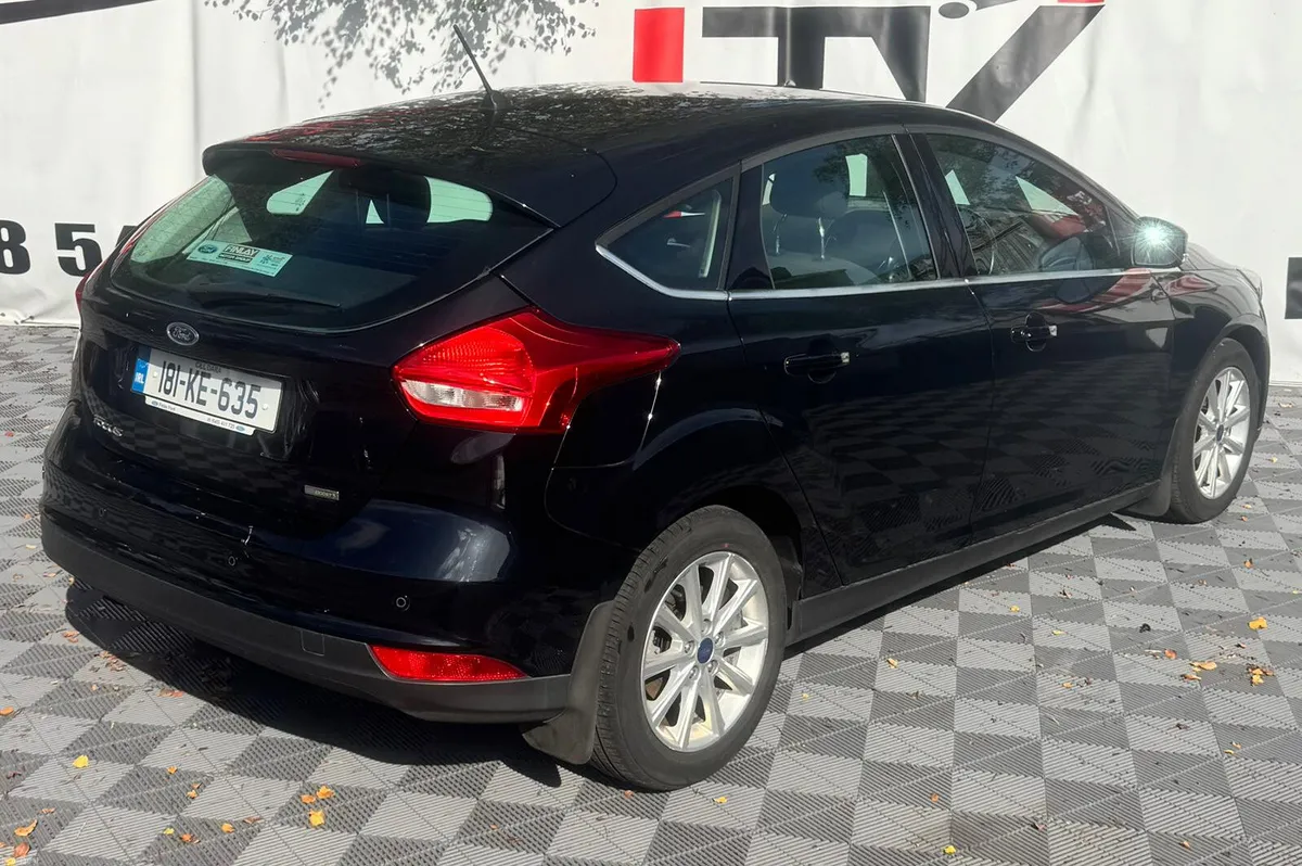 Ford Focus 2018 - Image 4
