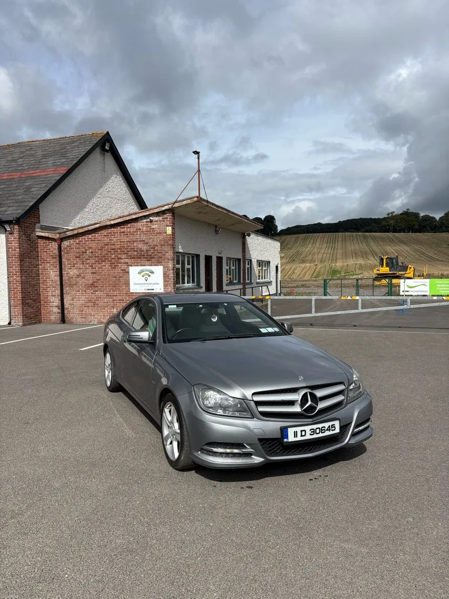 Mercedes c220 - Image 1