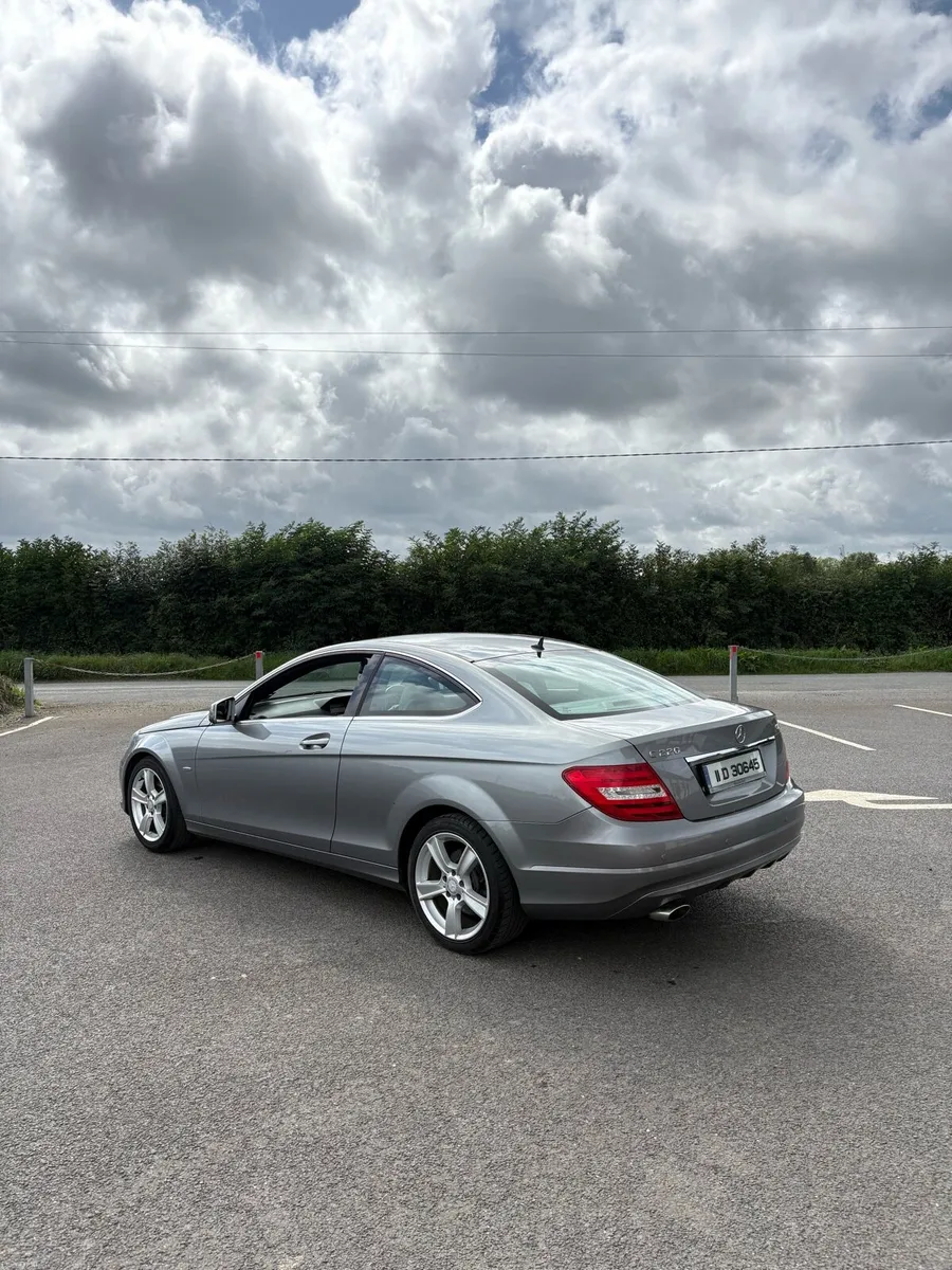Mercedes c220 - Image 3