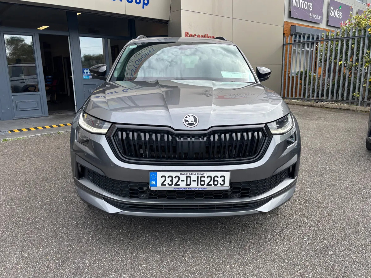 2.0 TDI SPORTLINE DSG (150BHP) - SAVE €2000 - Image 4