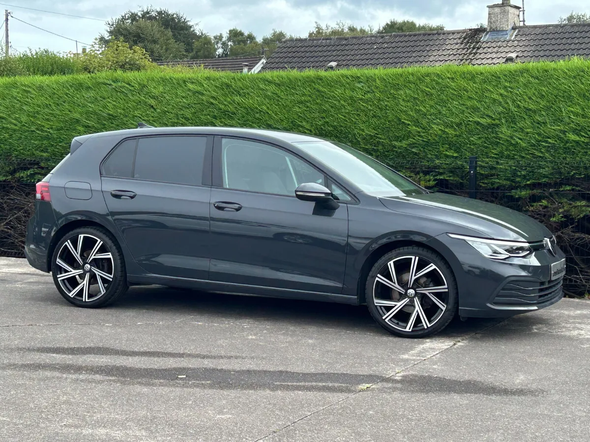21Volkswagen Golf 1.5 Tsi 1 Owner  €18950 inc Vrt - Image 2
