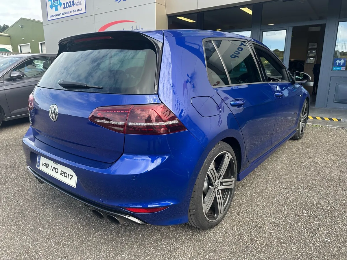 Volkswagen Golf R 2.0Tsi 4 Motion - Image 2