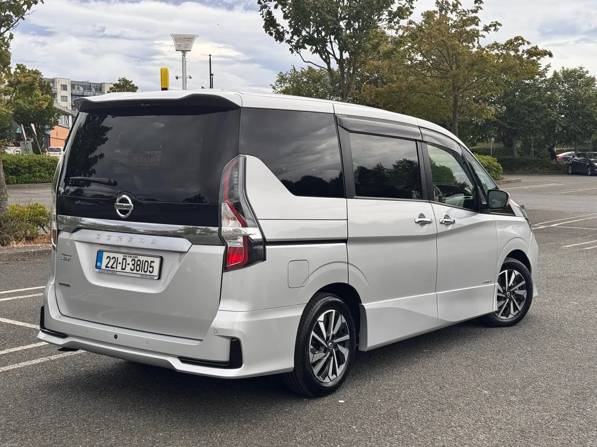 Nissan Serena 2.0 Hybrid 2022 Hight SPEC - Image 3