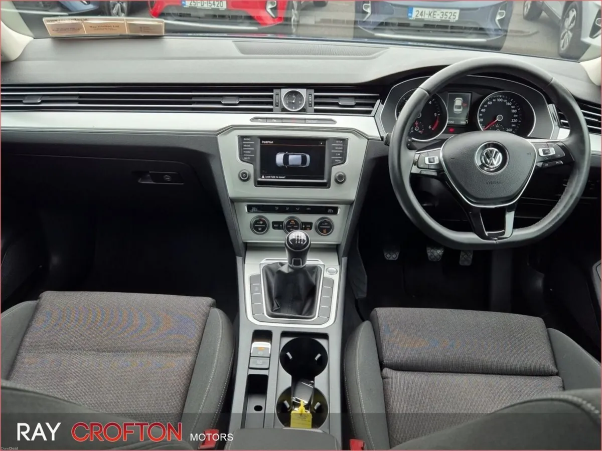 Volkswagen Passat 1.6 TDI 120HP Comfortline - Image 4