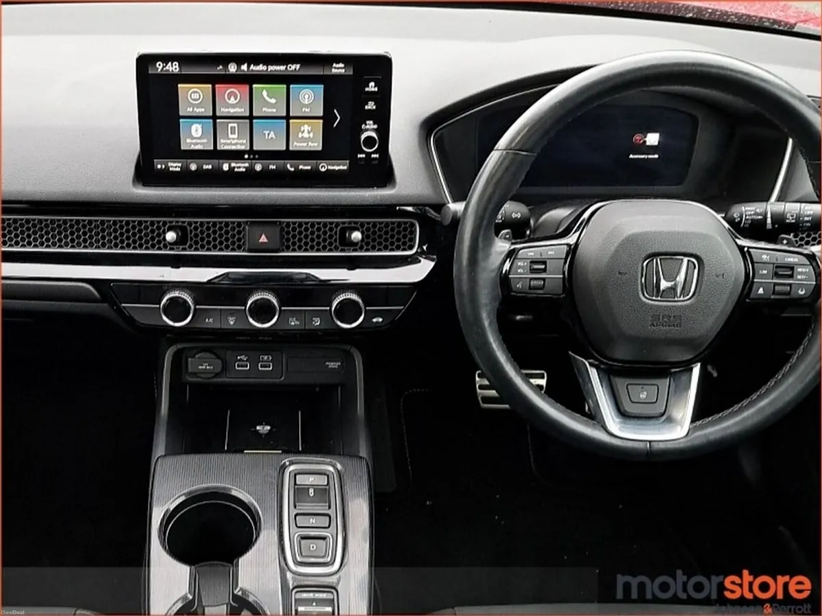 Honda Civic 2.0 i-MMD Hybrid Advance with Sunroof - Image 4