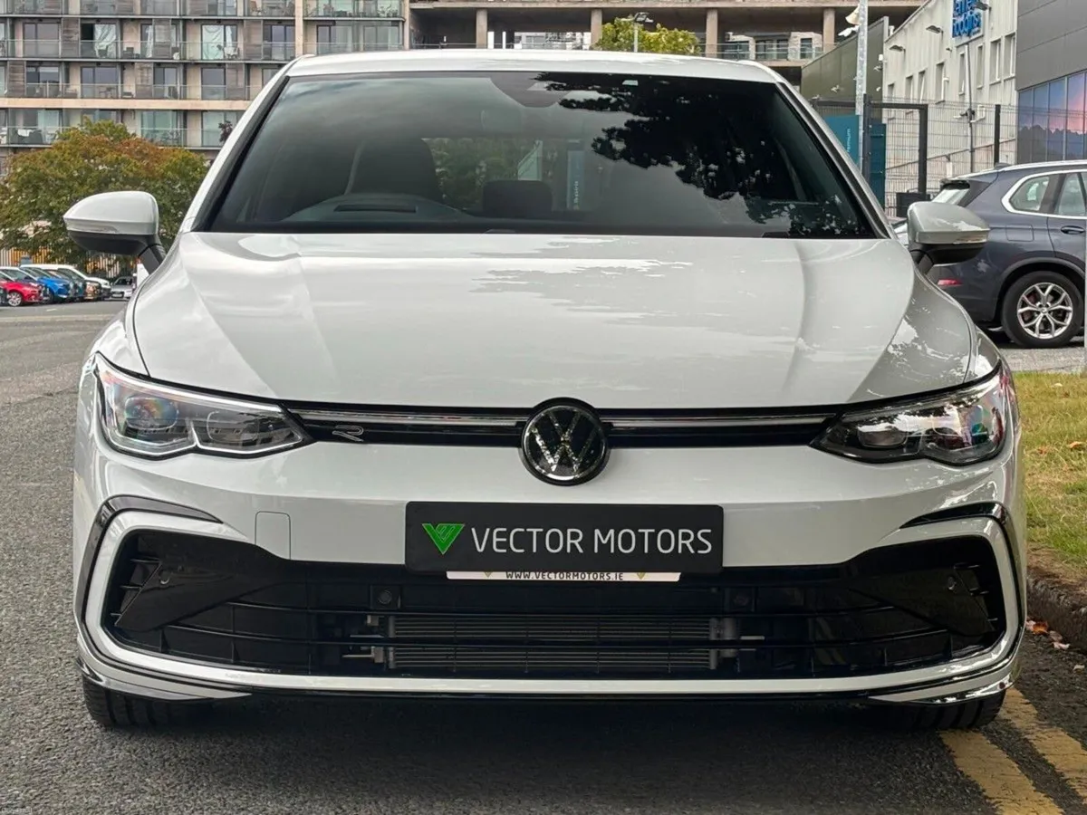 Volkswagen Golf R-LINE TDI AUTO 12 MONTH WARRANTY - Image 3