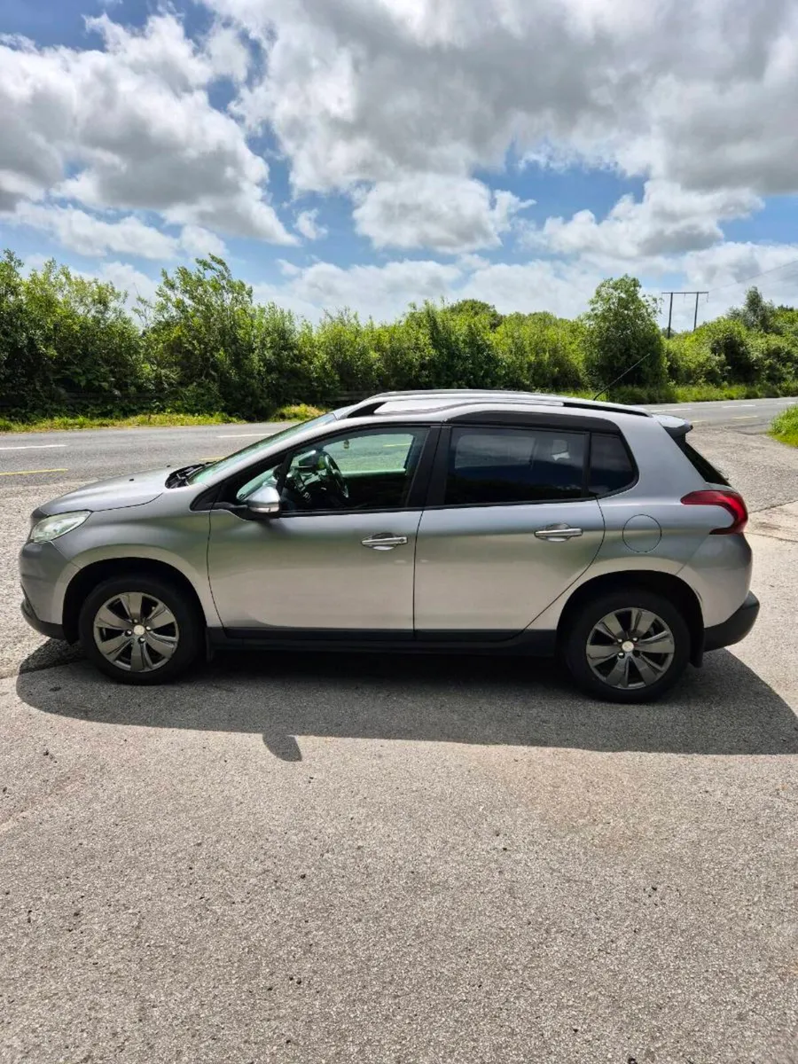 Peugeot 2008 - Image 4