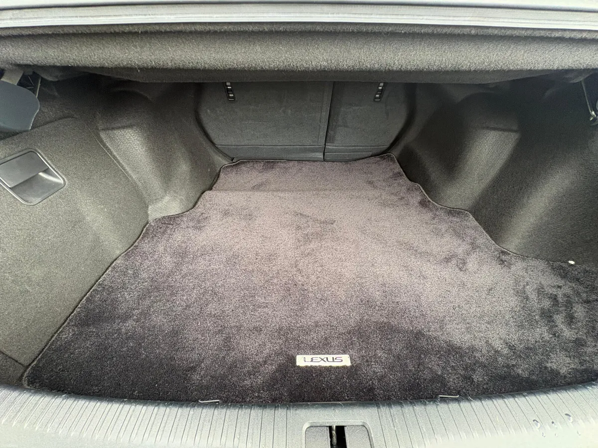 TOYOTA COROLLA - Image 5