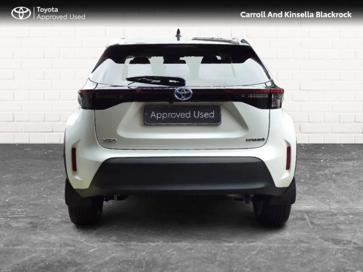 Toyota Yaris Cross Hybrid Sol - Image 5
