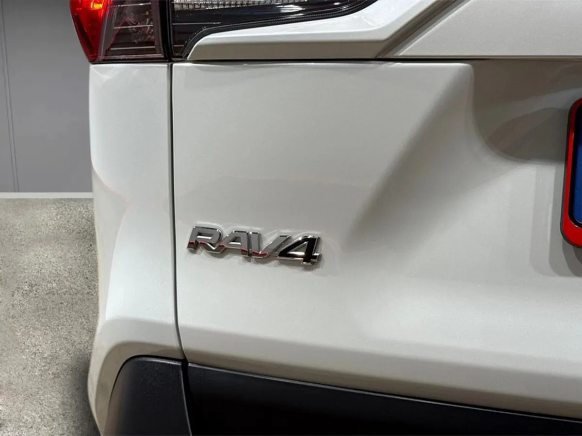 Toyota RAV4 2020 - Image 6