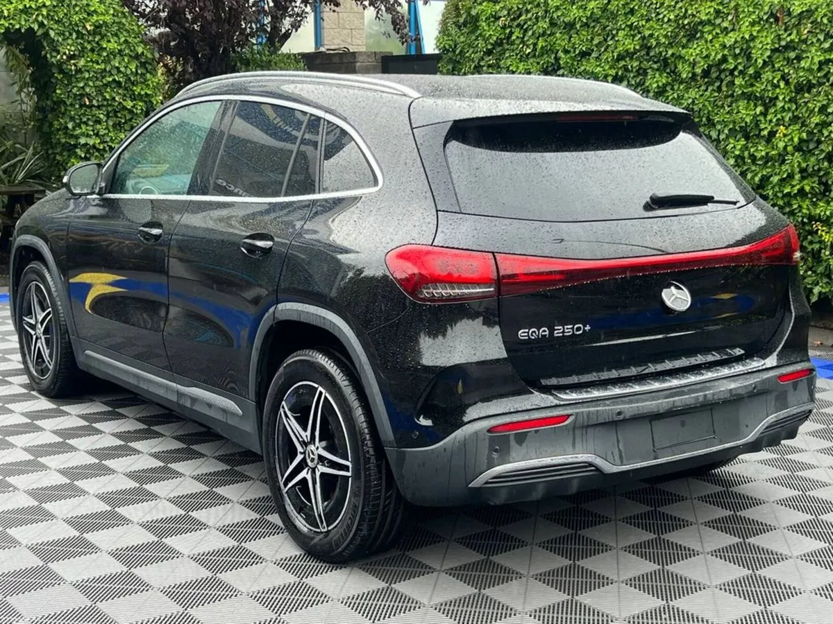 Mercedes-Benz EQA EQA250+ AMG-LINE 70.5KWh // DIGI - Image 6