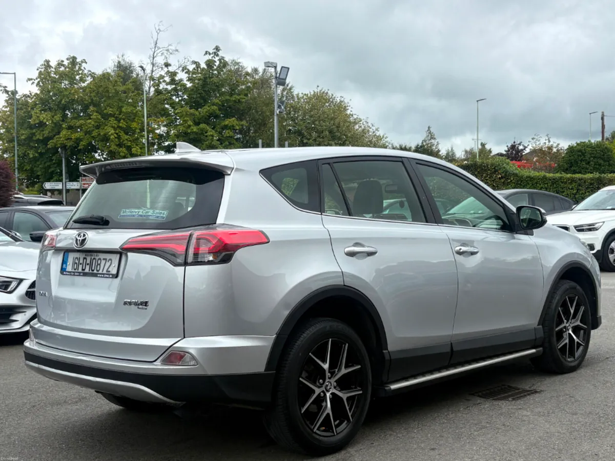 Toyota RAV4 RAV4 2.0d D4D Luna Sport 4DR - Image 5