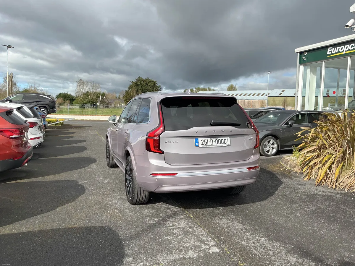 Volvo XC90 2025 - Image 6