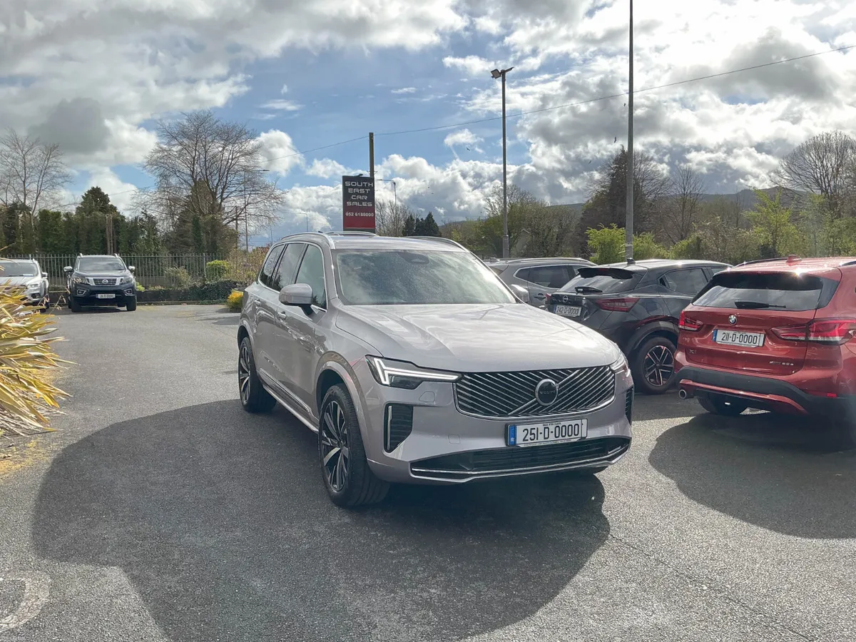 Volvo XC90 2025 - Image 4