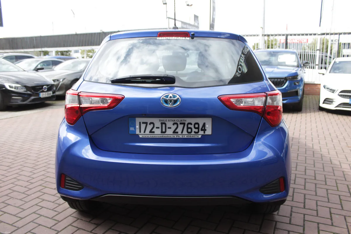 1.5 PETROL HYBRID ICON TECH 5DR HATCHBACK AUTO // - Image 5