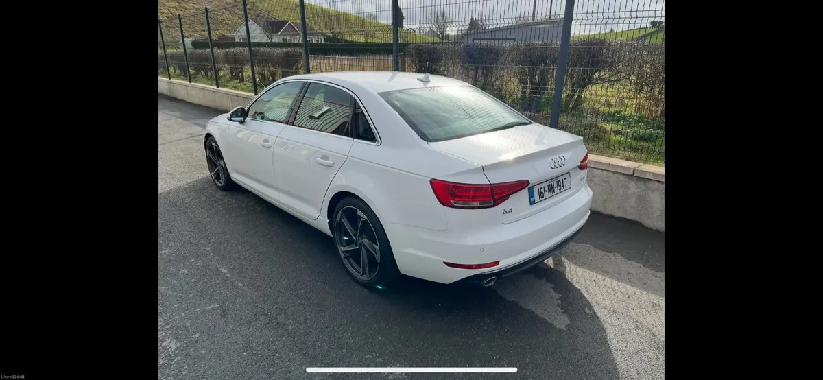 Audi A4 2016 - Image 2