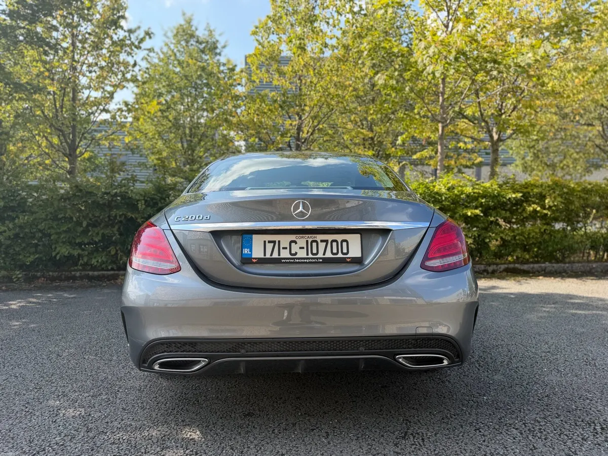 MERCEDES BENZ C200 - Image 3