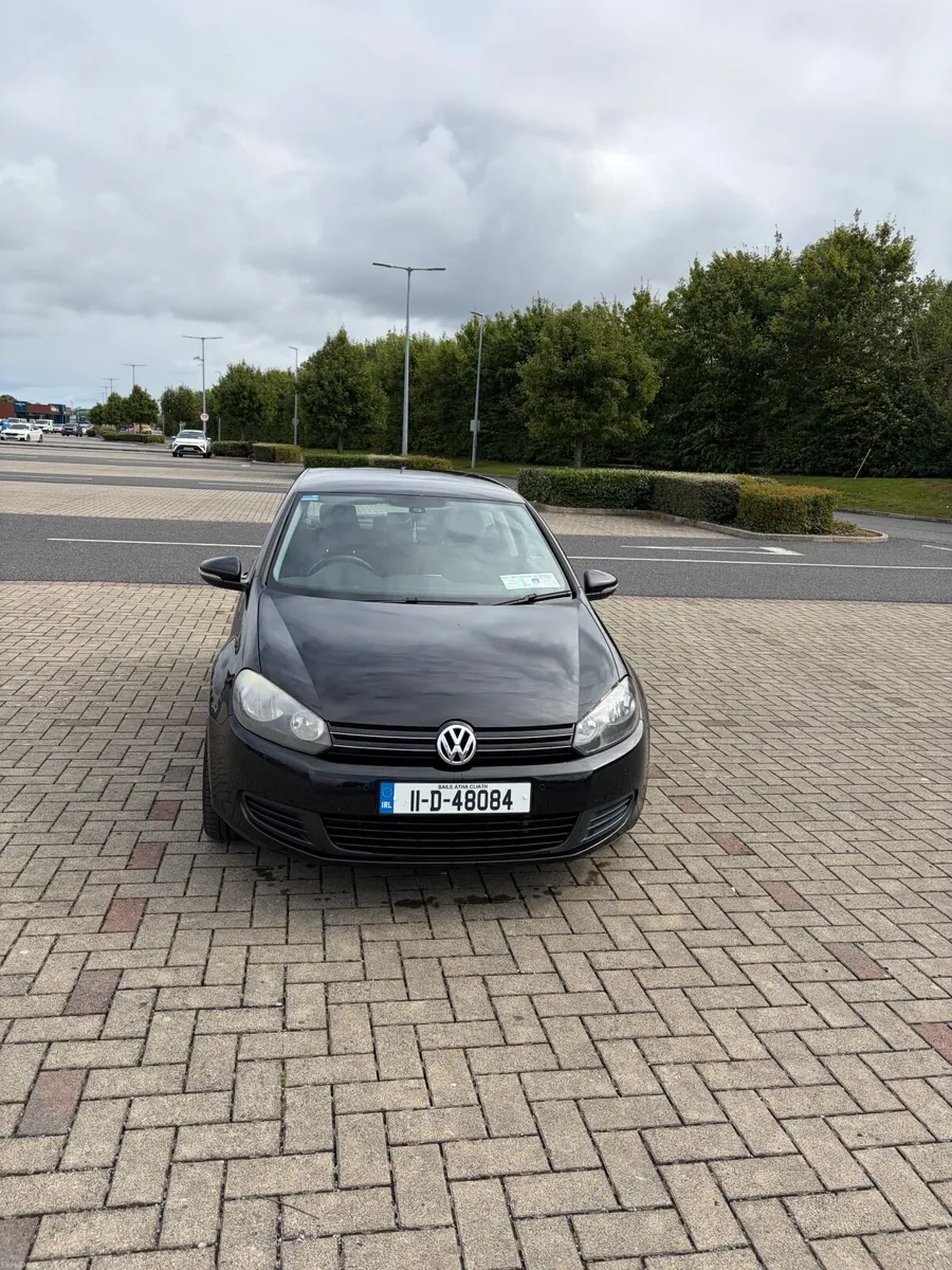 Volkswagen Golf 2011 - Image 2