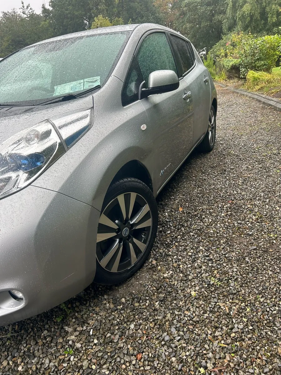 2014 Nissan Leaf - Image 3