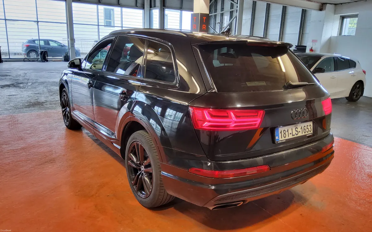 Audi Q7 2018 - Image 5
