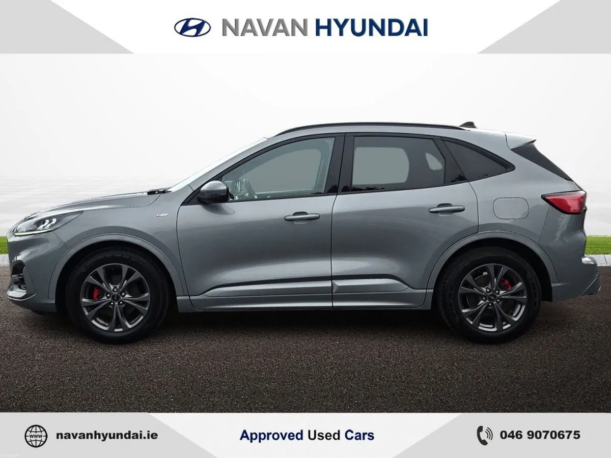 Ford Kuga 1.5D 120PS ST-Line *MANAGER SPECIAL* - Image 4