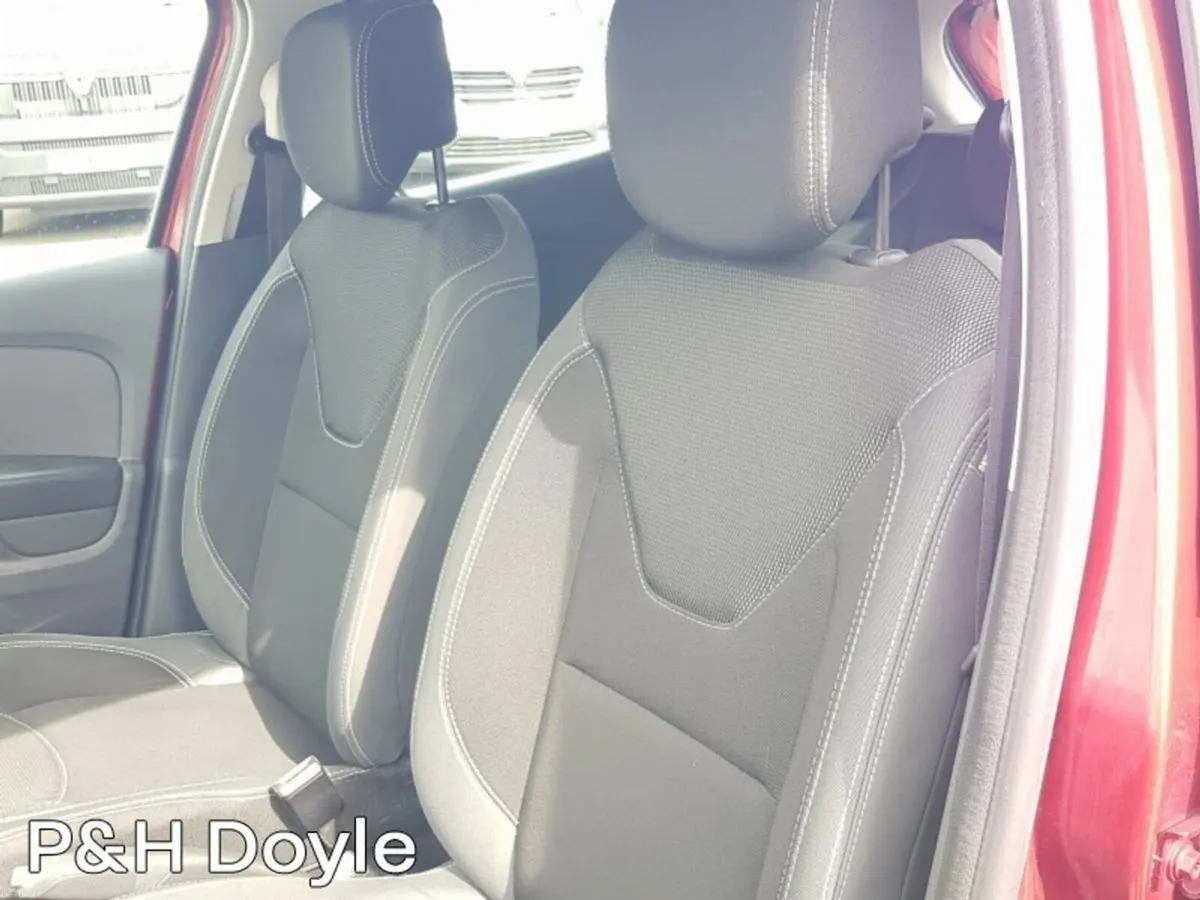 Renault Clio DYNAMIQUE NAV - Image 4