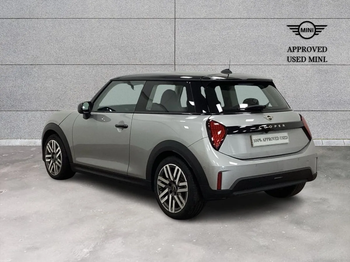 Mini Cooper Cooper C 3 Door - Image 2
