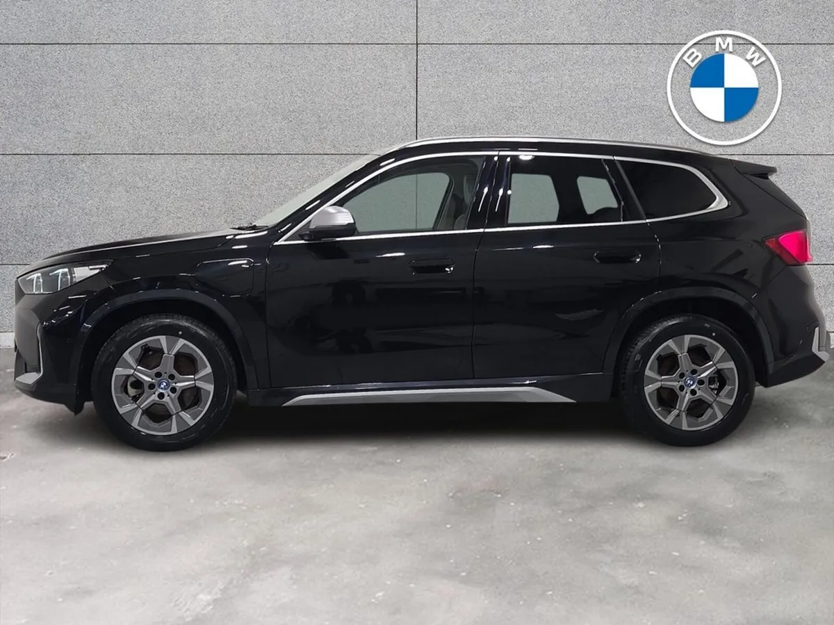 BMW X1 xDrive25e xLine - Image 3