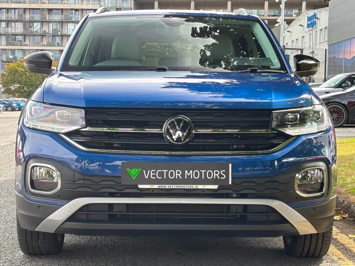 Volkswagen T-Cross STYLE DESIGN PACK 1.0 TSI PETRO - Image 3