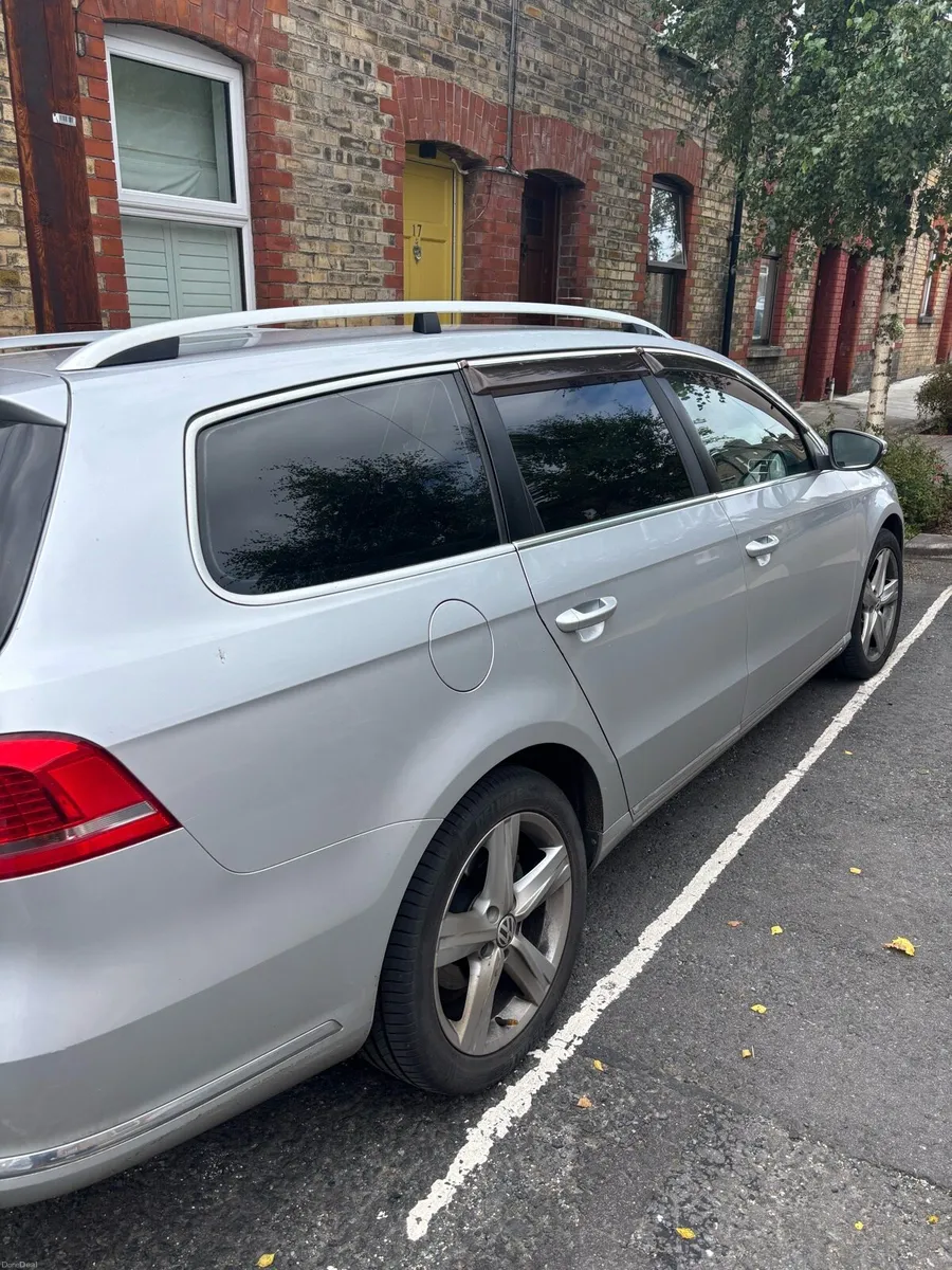 Volkswagen Passat 2012 1.4L TSI - Automatic - Image 6