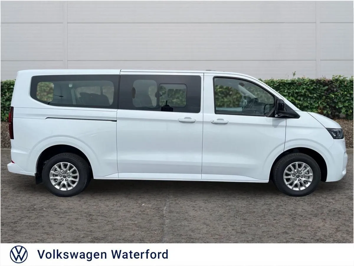 Volkswagen Caravelle Life LWB 240 PHEV - Image 4