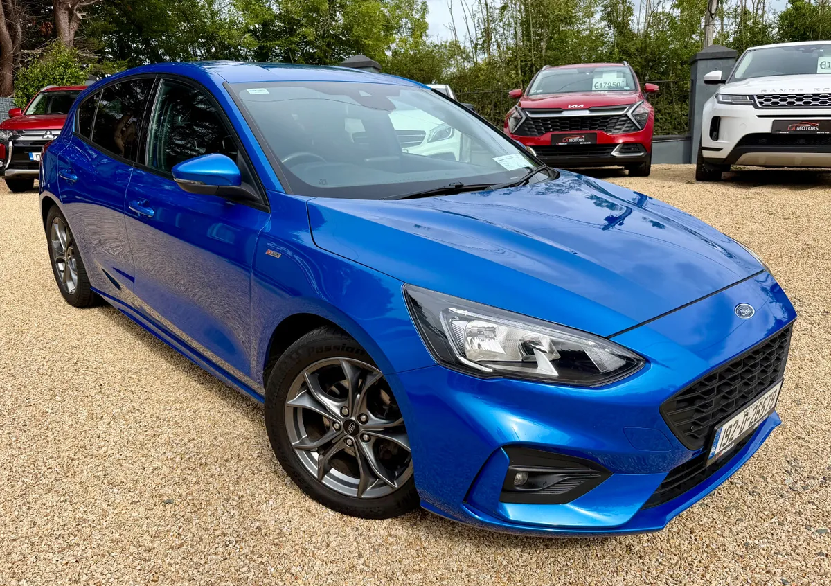 2019 Ford Focus 1.0 ST-LINE Ecoboost - Image 2