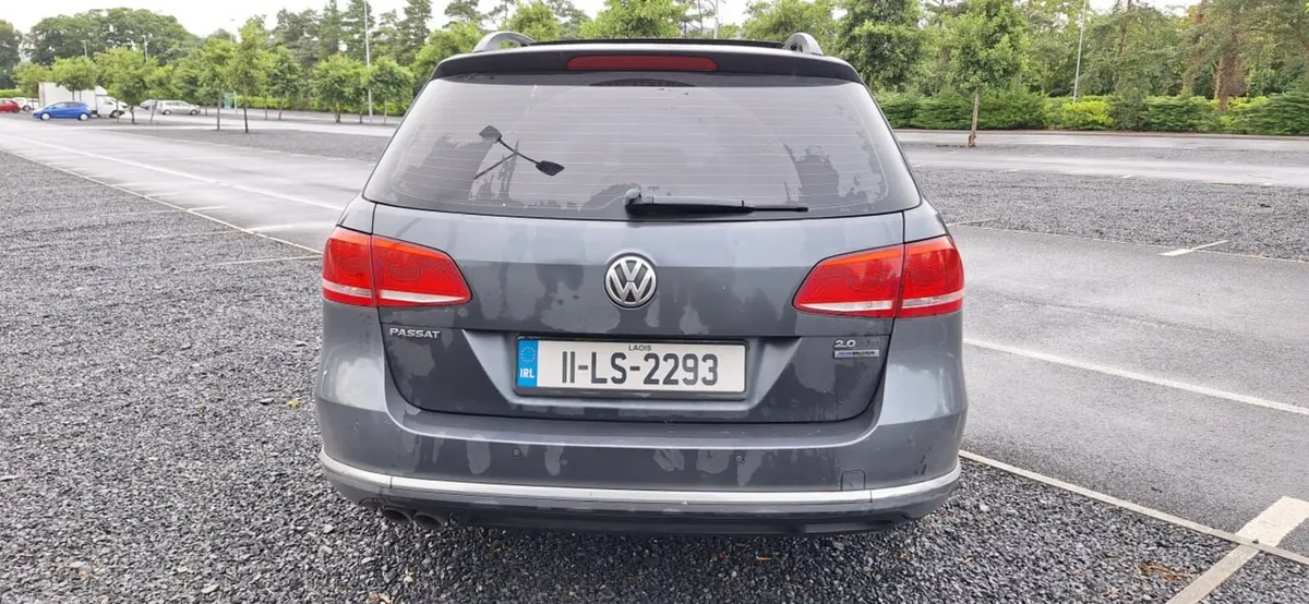 Car Volkswagen - Image 3