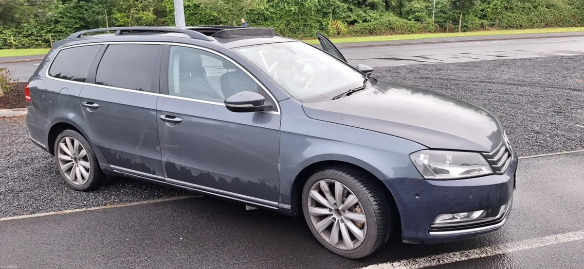 Car Volkswagen - Image 5