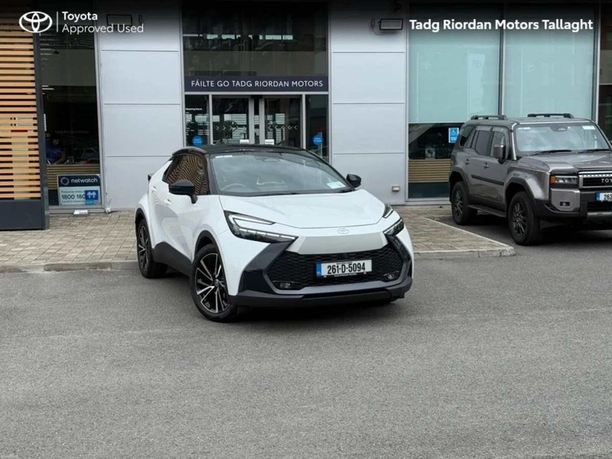 Toyota C-HR HEV Sol - Image 1
