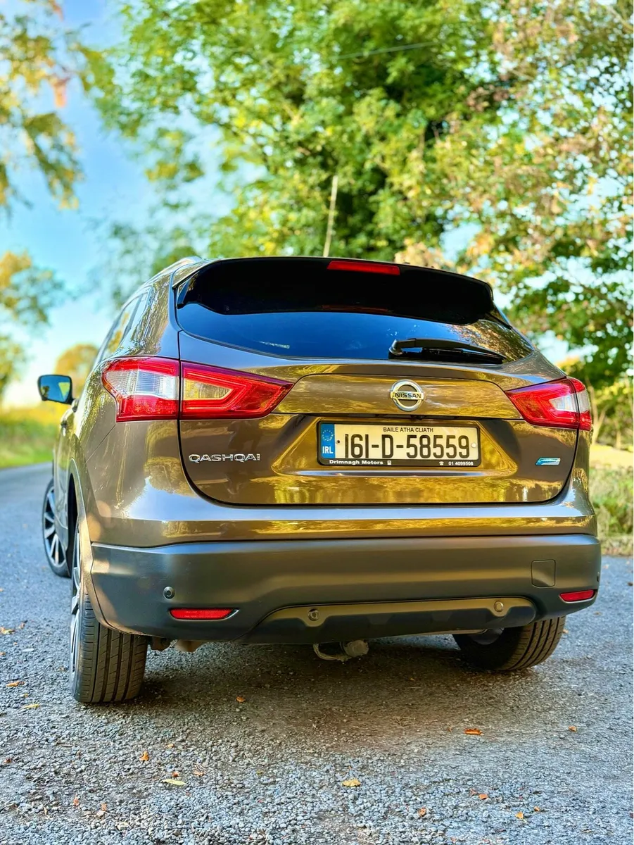 Nissan Qashqai Tekkna Luxury trim - Image 2