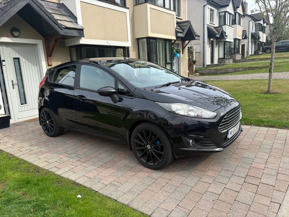 2014 Ford Fiesta 1.25 5dr Zetec - Image 4