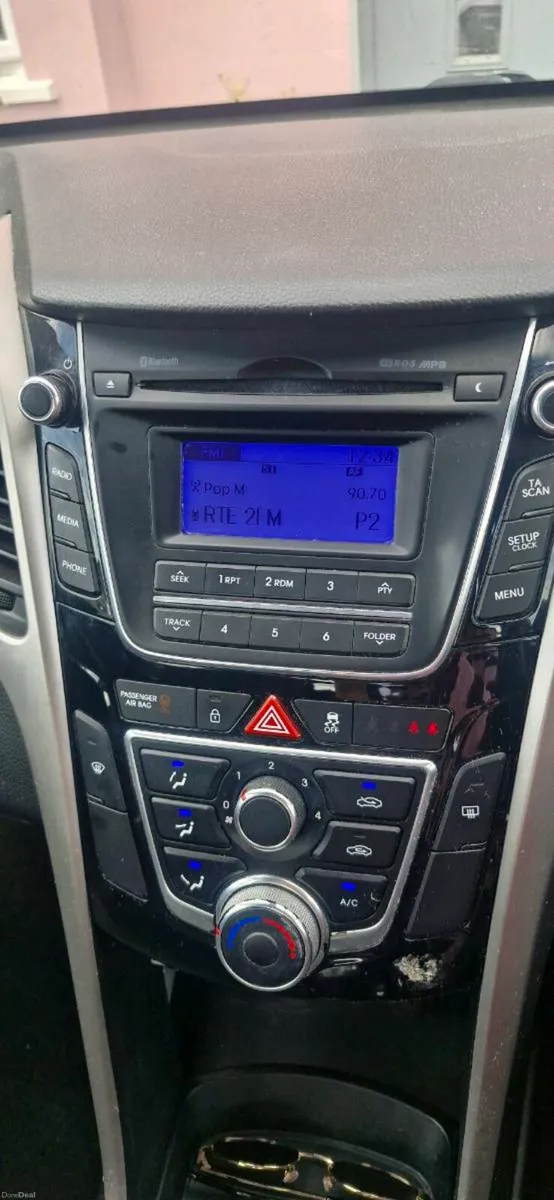 Hyundi i30 diesel 1.6 - Image 5