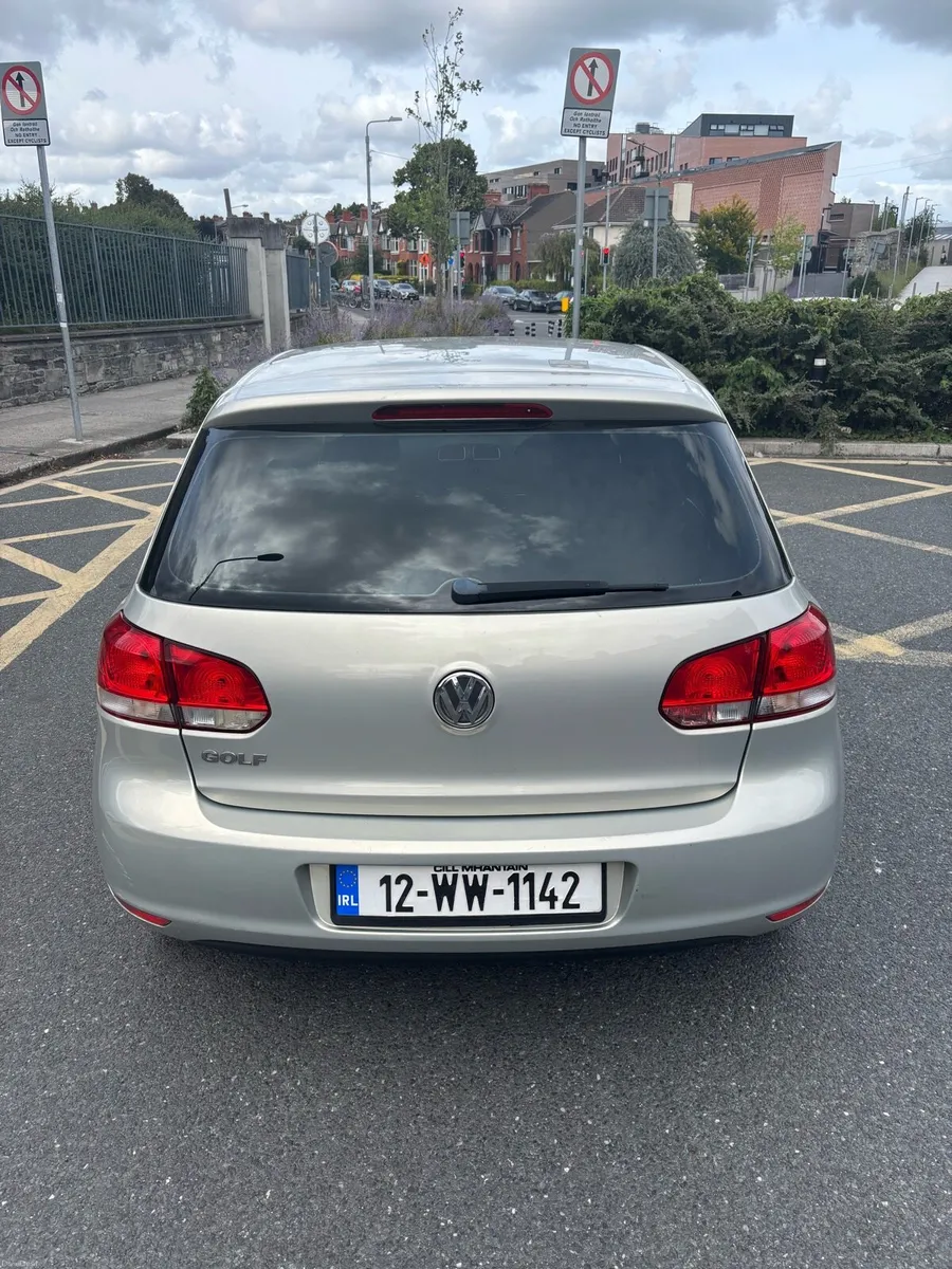 Volkswagen Golf - Image 5