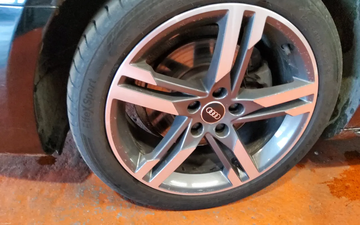 Audi A4 2022 - Image 4